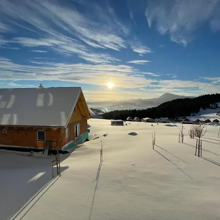 Kubínska Hoľa - Hillside Point *