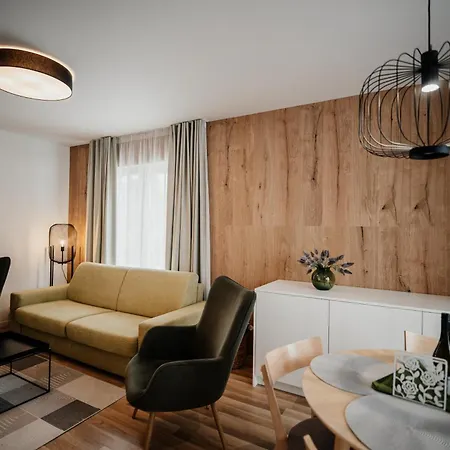 Kubinska Hola - Hillside Point * دولني كوبين