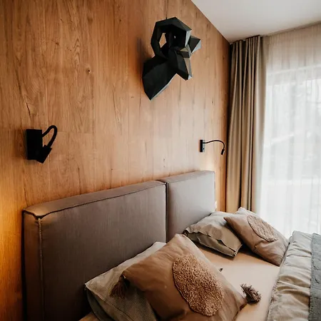Kubinska Hola - Hillside Point Apartment *