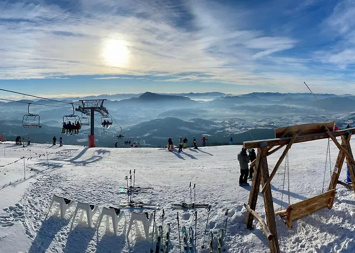 Kubínska Hoľa - Hillside Point